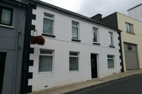 Beautiful Carndonagh Townhouse